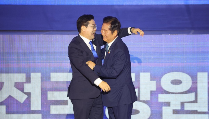<strong>이재명 정부와 함께할 첫 당대표에 정청래 당선 / 연합뉴스</strong>