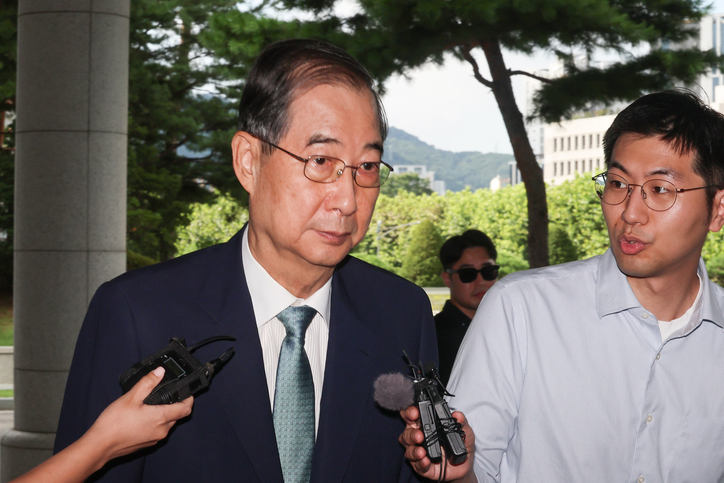 <strong>한덕수 전 총리, 특검 출석 / 연합뉴스</strong>